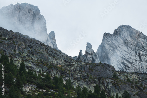 Gipfel in den Zillertaler Alpen, Tuxer Alpen oberhalb des Schlegeis Speicher, Tirol, Österreich
