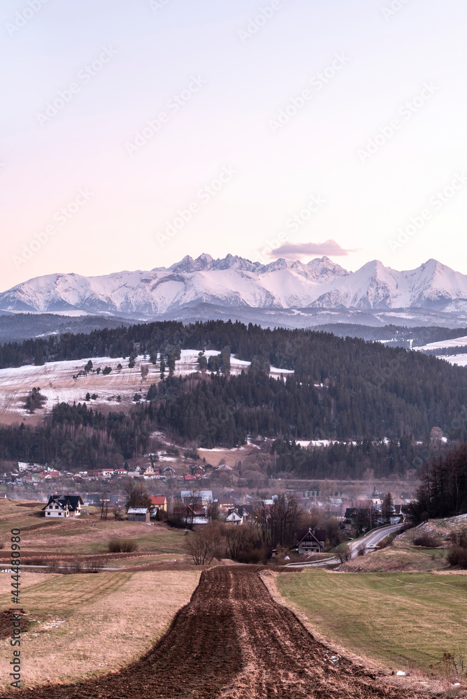 Fototapeta premium Beautiful landscape with a view of the Tatra Mountains