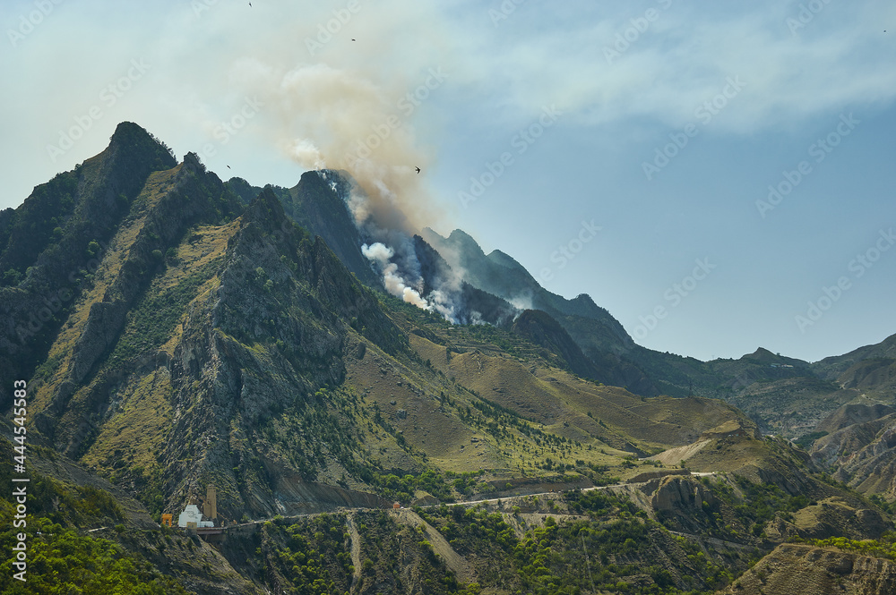 Obraz premium Fire in the mountains Dagestan, Russia