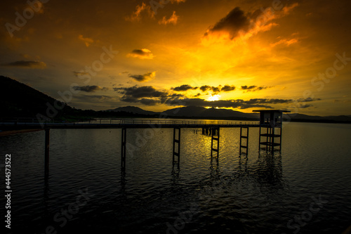 The panoramic natural background of the atmosphere at the natural reservoir scenic area at various tourist attractions  allowing tourists to stop and take pictures during the trip.