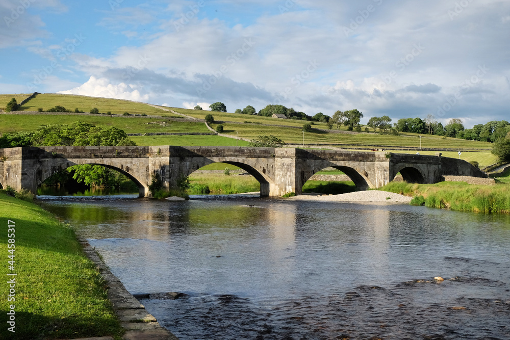 Burnsall Bridge over the River Wharfe, in the Yorkshire Dales, North Yorkshire.