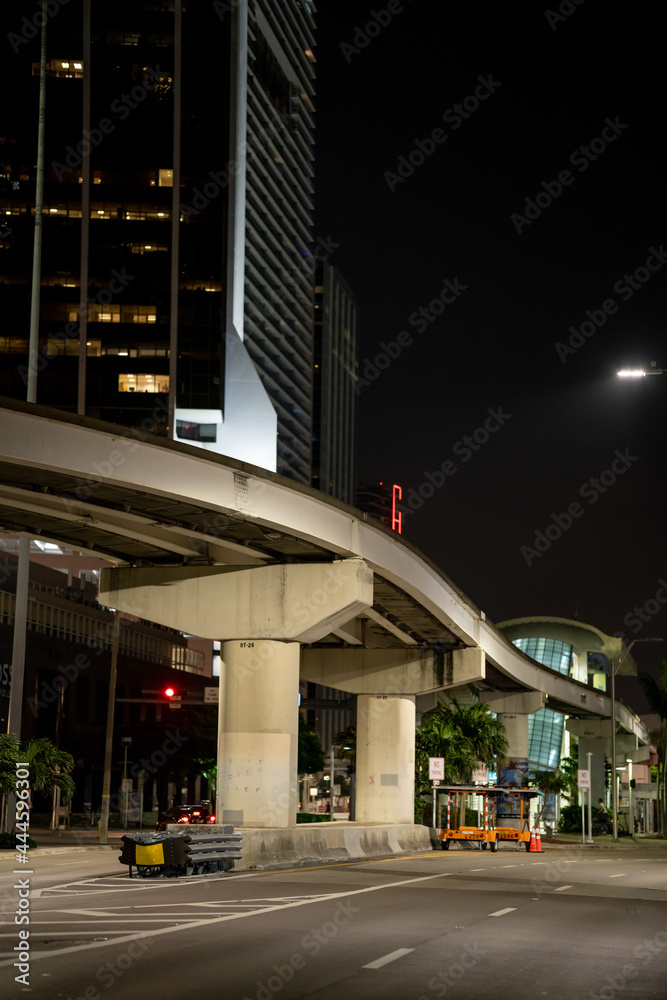 Fototapeta premium Midnight at Downtown Miami FL USA