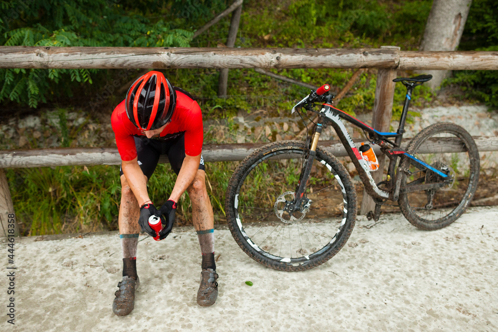 Naklejka premium biker at moutain bike competition