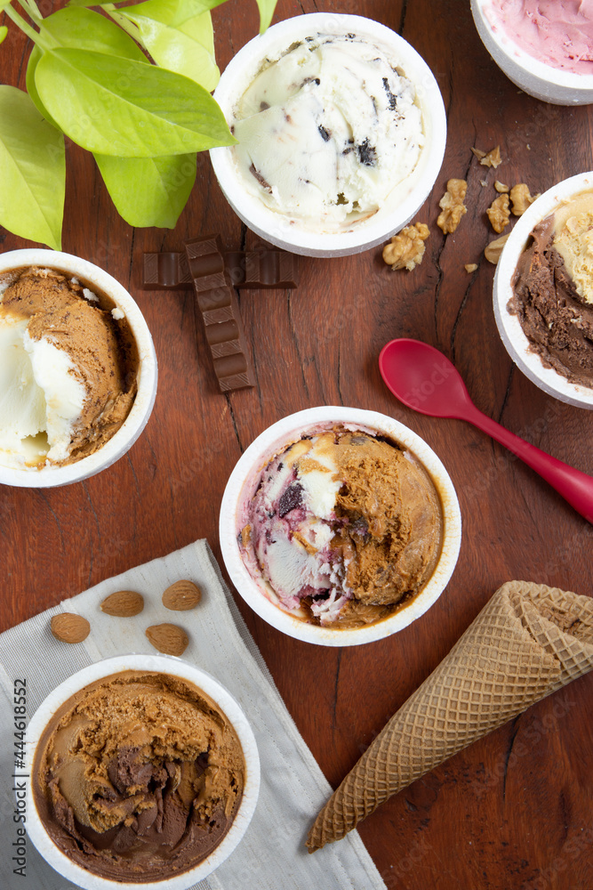 Helados de muchos sabores