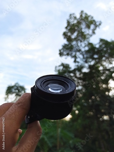 Mobile macro lense in hand