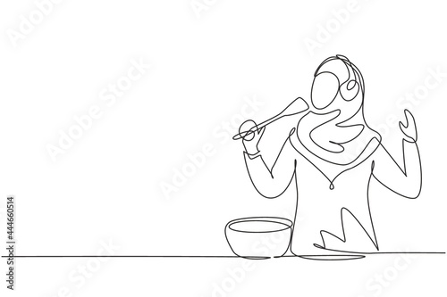 Single one line drawing Arab housewife begin prepare family dinner singing like rock star with kitchenware and overjoyed music playlist. Modern continuous line draw design graphic vector illustration
