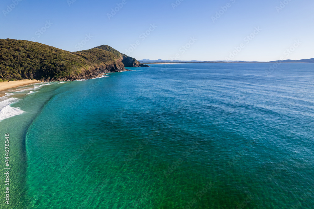 Obraz premium Elizabeth Beach Seascape with Tea Tree runoff staining the water red and brown