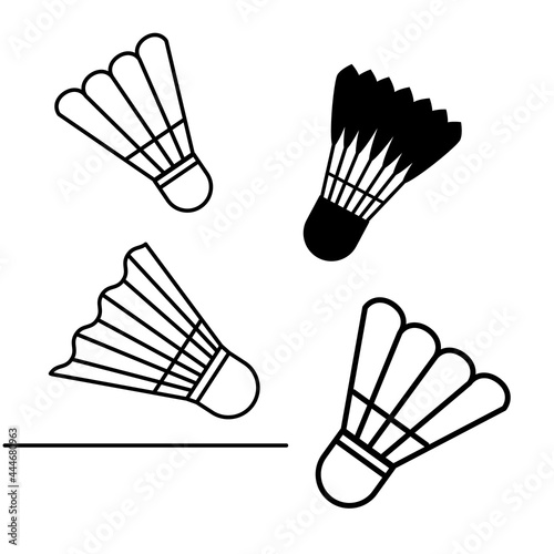 Badmintone shuttlecock simple line icon