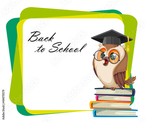 Owl in graduation cap. Back to school