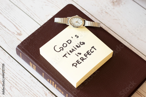 Fotografie God's timing is perfect