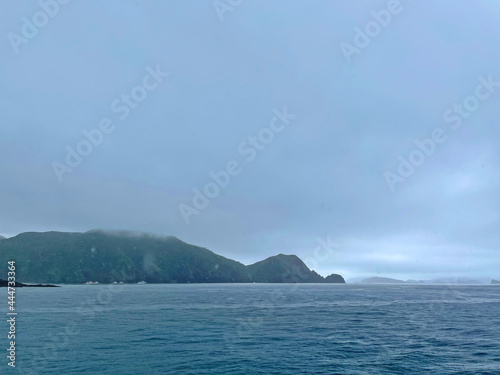 雨模様の慶良間諸島・沖縄 © MANPUKU