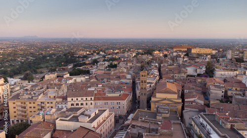 Veduta aerea della città di Velletri, in provincia di Roma. In lontananza si può notare il mare e il promontorio del Circeo. photo