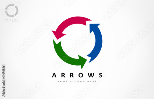 Arrows moving in a circle logo vector