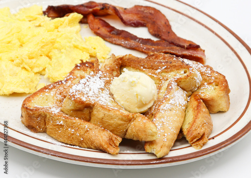Fotografie French toast combo plate with eggs and bacon