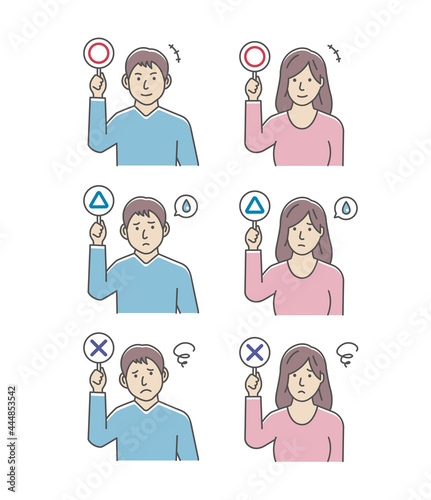 ○×プレートを手に持つ若い男女のイラストセット（上半身)

