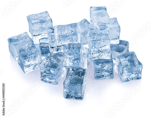 Obraz na płótnie Ice cubes isolated on white background w salonie