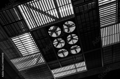 Quadro su tela ceiling factory ventilate air flow