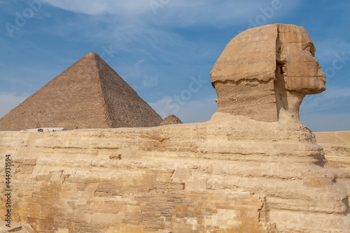 sphynx and Giza pyramids El Cairo Egypt