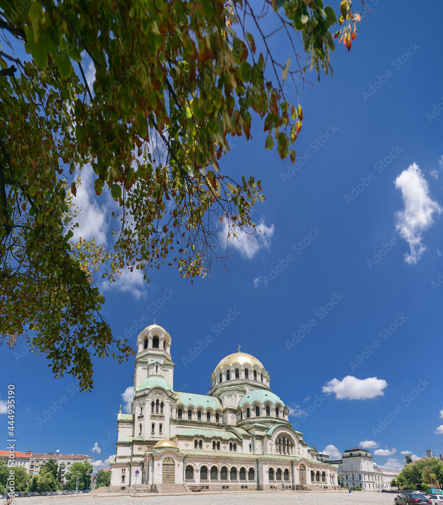 Obraz na płótnie Landmarks of Bulgaria. Alexandr Nevski Cathedral in Sofia during a beautiful summer day with blue sky and white clouds. Touristic attraction. w salonie