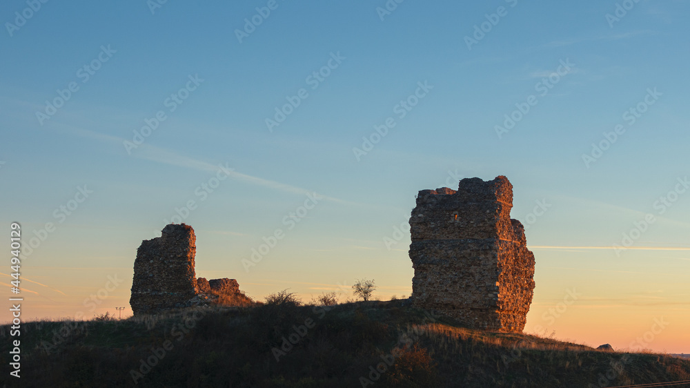 Ruinas castillo Saldaña PALENCIA.
