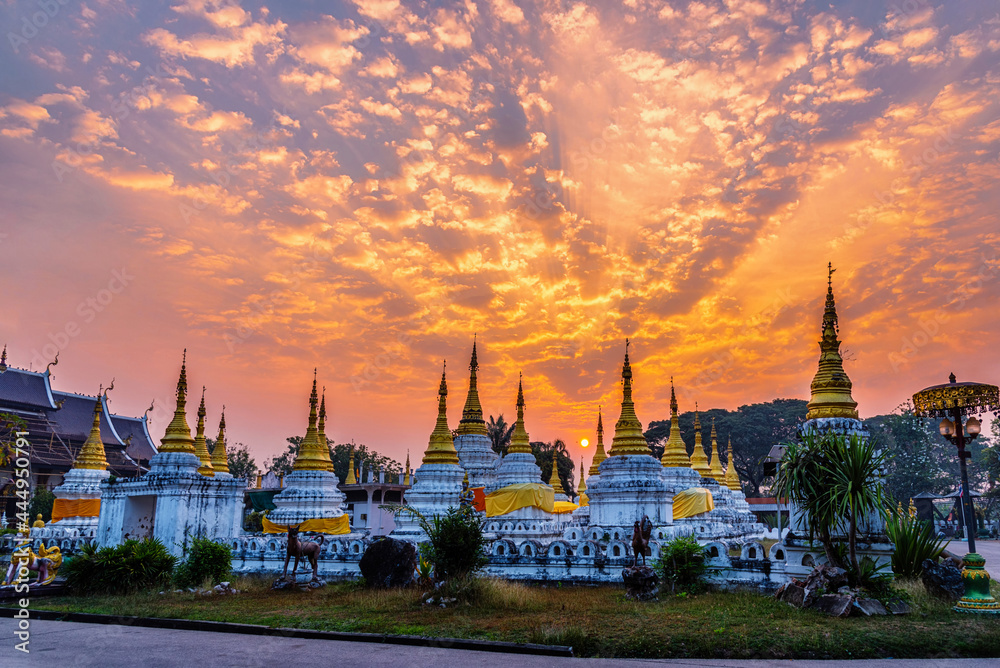 Fototapeta premium Twenty pagodas temple is a Buddhist temple in Lampang province, Thailand