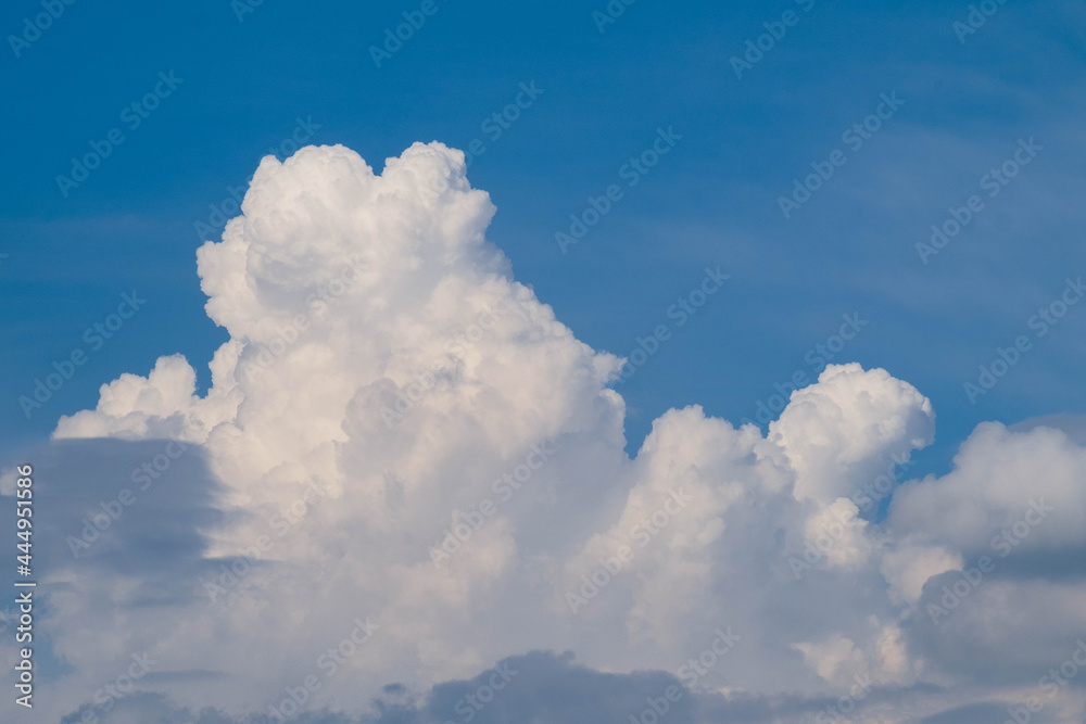 Beautiful white fluffys clouds sky background with blue sky background for copyspace