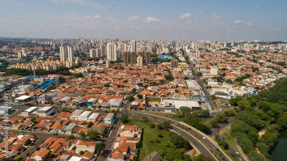 Obraz premium Aerial drone images from the Taquaral park in Campinas, São Paulo. With a view to Cambuí.