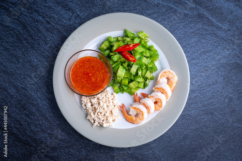 boiled green roselle, shrim...