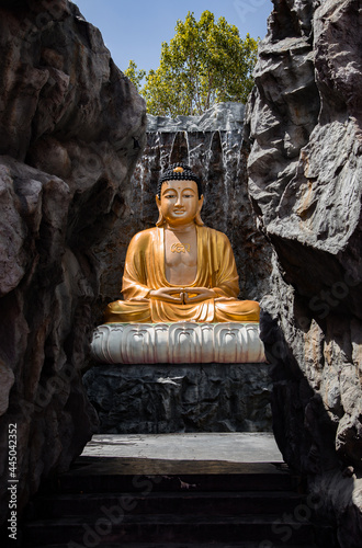 wat lak si rat samoson in Samut Sakhon, Thailand photo