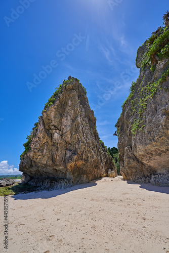 備瀬のワルミ 沖縄の自然が作った神秘的な風景