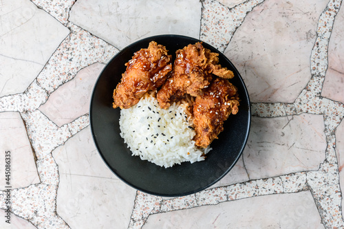 Fried chicken on rice