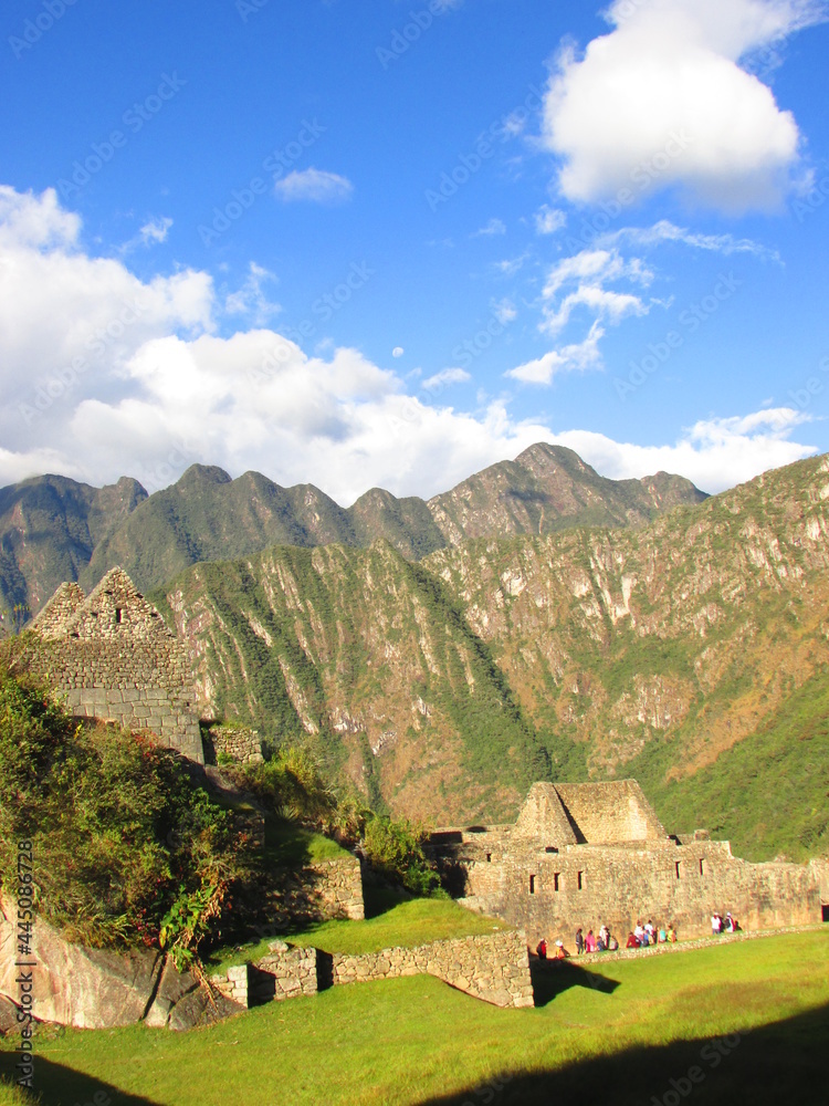 Explorando las Ruinas de Machu Picchu, Maravilla del Mundo, Perú.