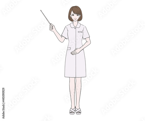 指し棒で説明をする看護師