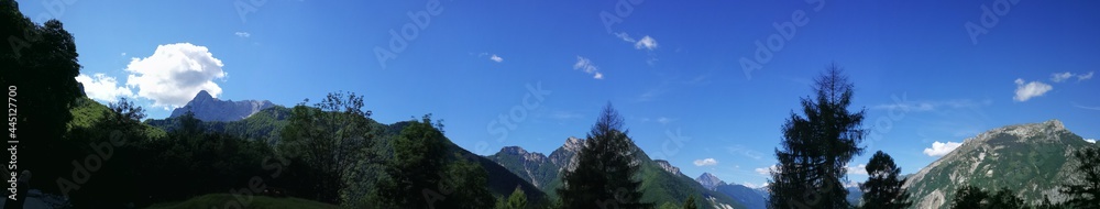 Veduta panoramica Alpi Friulane