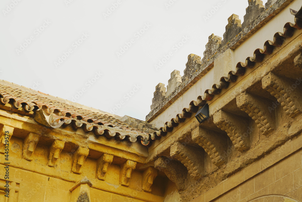 Obraz premium traditional spain castle