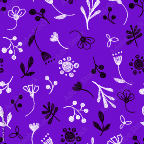 Seamless pattern. Floral pattern, white and black twigs, berries and flowers on a purple background, drawing with chalk and charcoal. © Таня Ювица