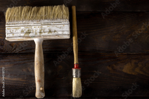 brush on wood background