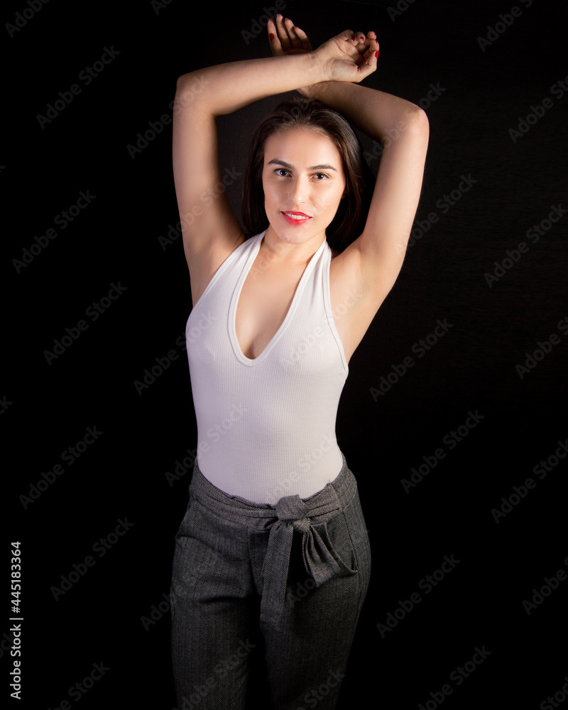 Mujer posando 4 Mujer posando 4