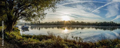Belleville en Beaujolais - Le port 2
