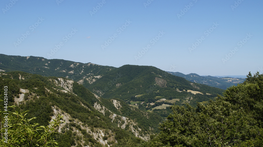 Vista dal sentiero 309bis da villa di parchiule a Poggio dell'Appione in Italia