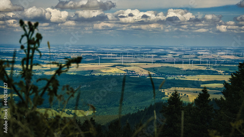 Ein Windpark beim Inselsberg, in Thüringen photo