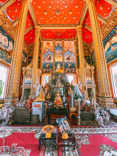 Wat Phra Sri Arn temple in Ratchaburi, Thailand © pierrick