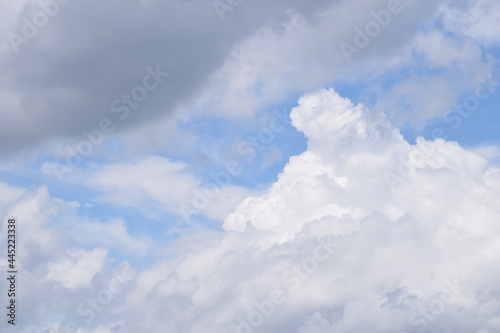 Fototapeta Naklejka Na Ścianę i Meble -  Cloud Mountain