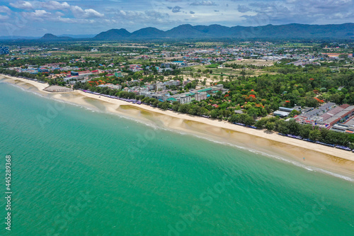 Tableau sur toile Cha Am Beach in Phetchaburi, Thailand