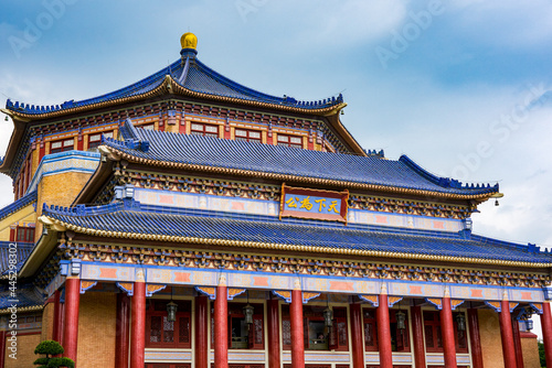 фотографія The overall appearance of the Sun Yat-sen Memorial Hall in Guangzhou, China