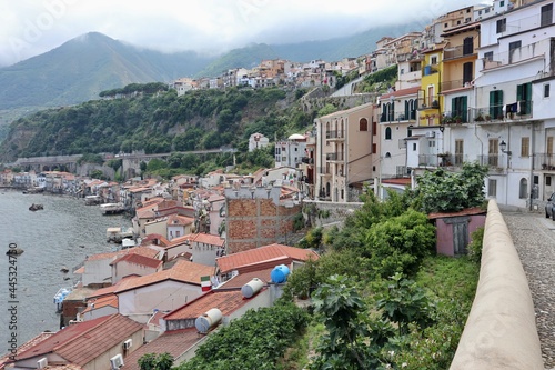 Scilla - Panorama del borgo da Via Chianalea