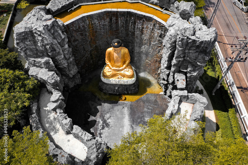 wat lak si rat samoson in Samut Sakhon, Thailand photo