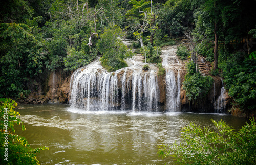 Fototapeta Naklejka Na Ścianę i Meble -  Sai Yok Yai in Sai Yok national park, in Kanchanaburi, Thailand