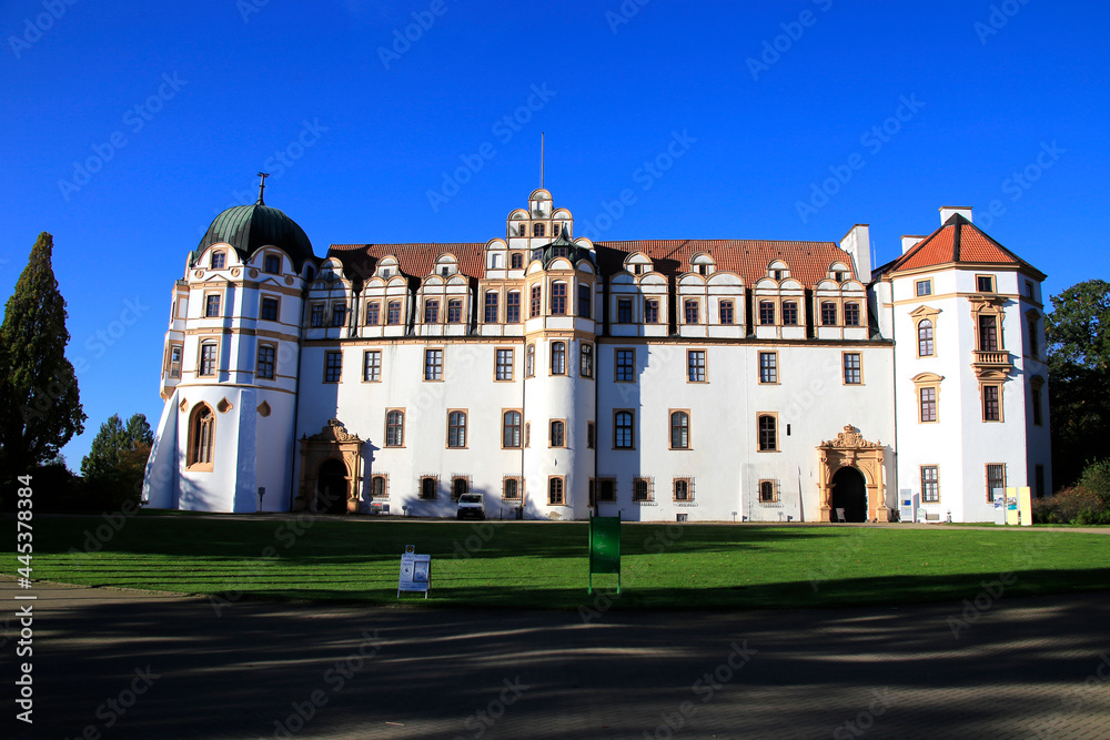 Das Residenzschloss, der einstigen Herzoege von Celle.  -- Castle, Residenz castle, Celle, Lower Saxony, Germany, Europe