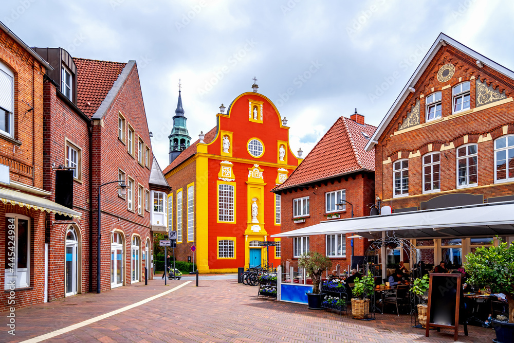 Fototapeta premium Kirche, Meppen, Niedersachsen, Deutschland